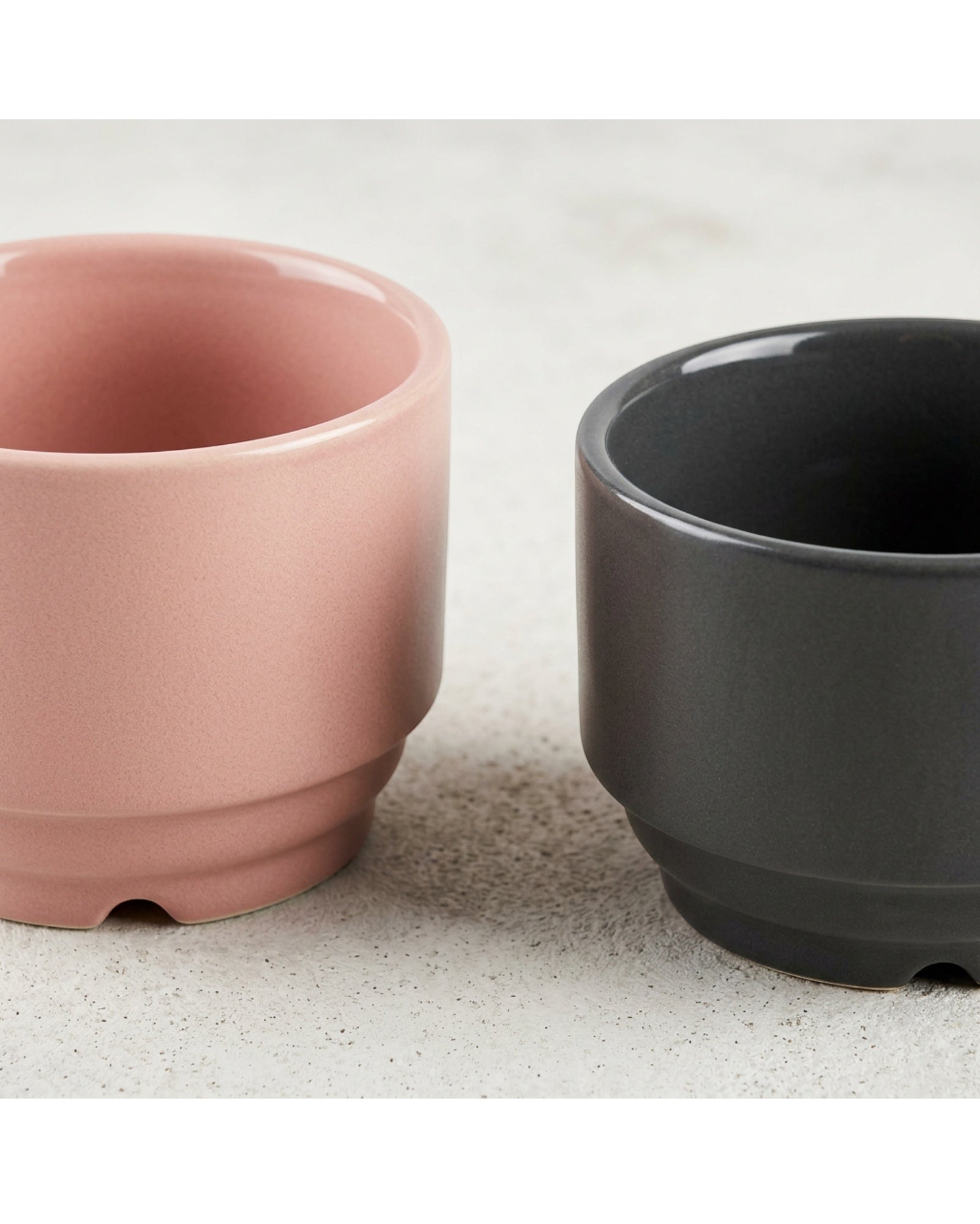 Covae Stackable Ceramic Cups Set of 2 300 ml Blush and Charcoal - Detail view